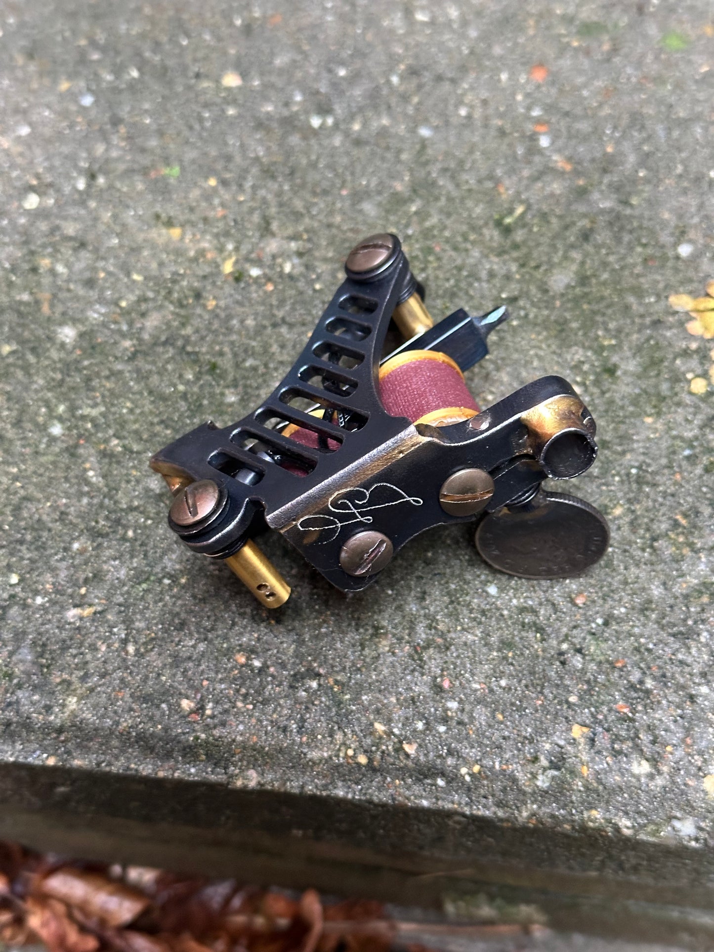 Hollow spine blackout