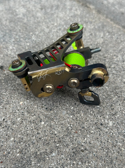 Hollow spine trad liner