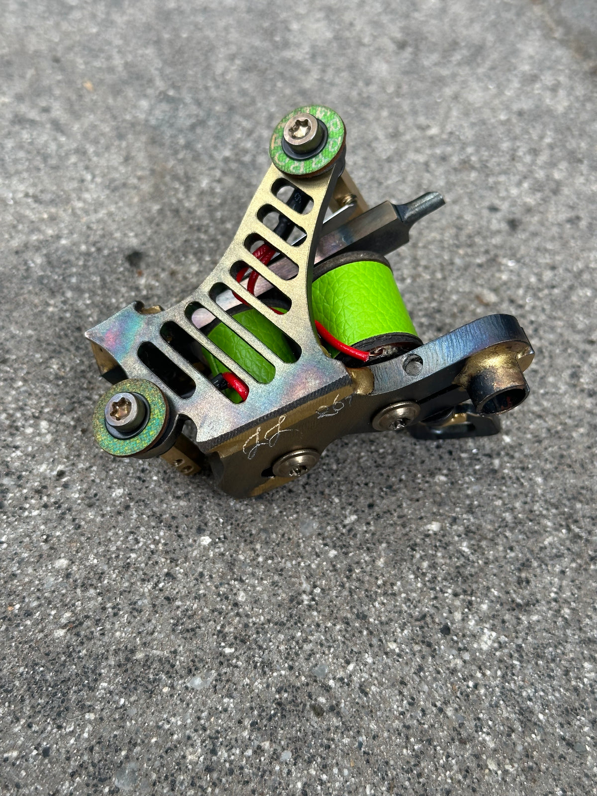 Hollow spine trad liner