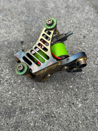 Hollow spine trad liner